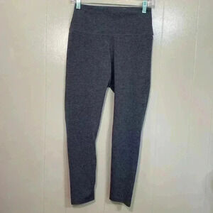 Yunoga Gray Ankle Leggings Yoga Pants in Size Large.